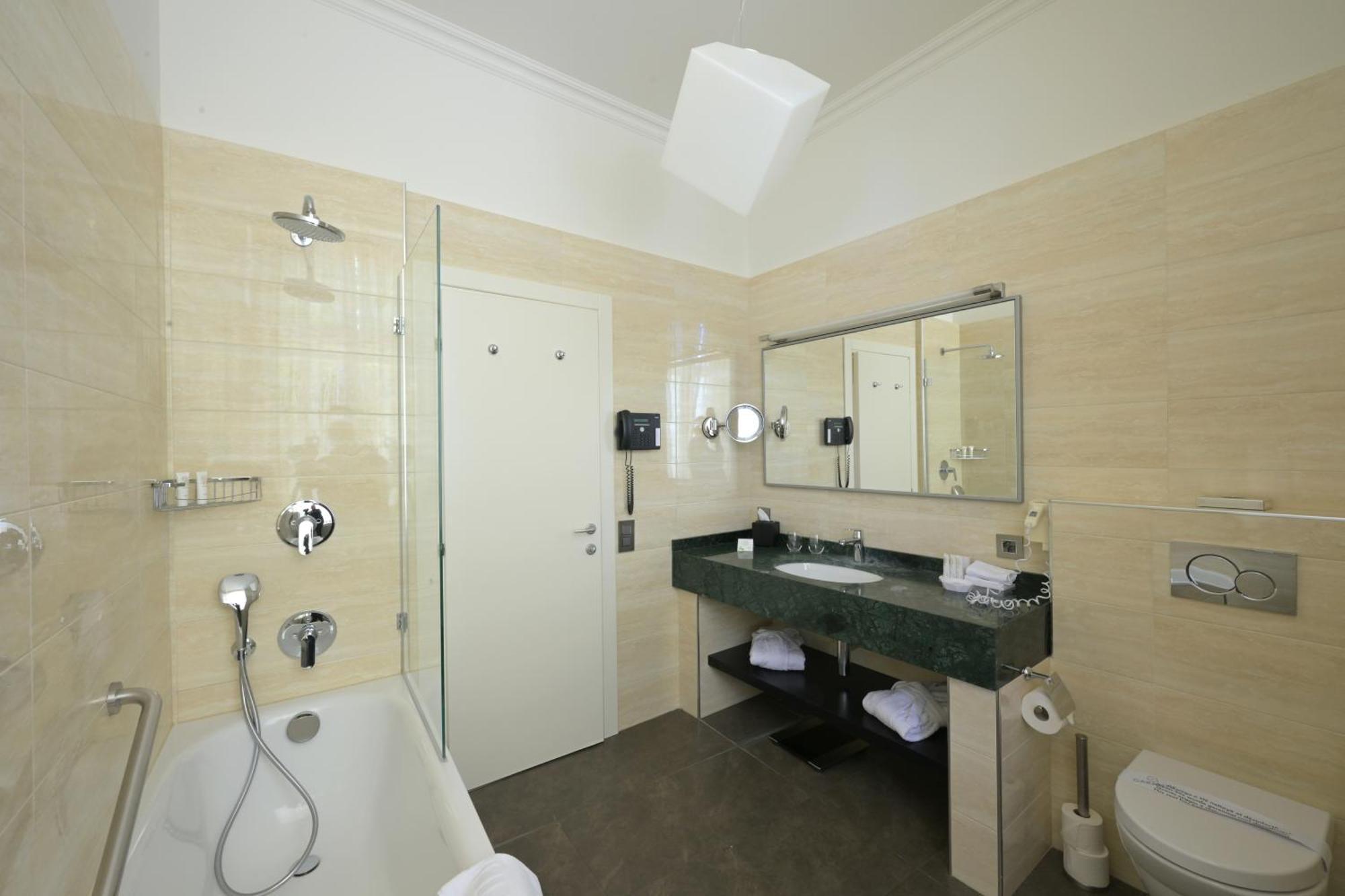 Cheserex Chateau De Bonmont מראה חיצוני תמונה